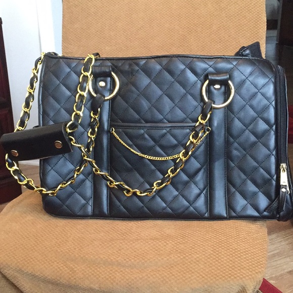 boots and barkley dog carrier